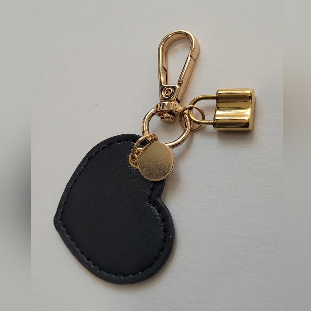 New Fashion Purse Charm / Keychain - Picture 2 of 2